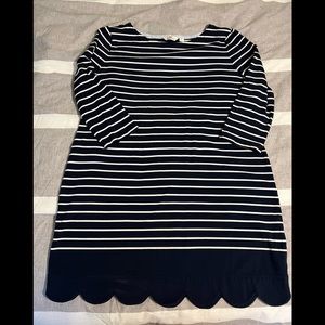 Vineyard vines scallop dress